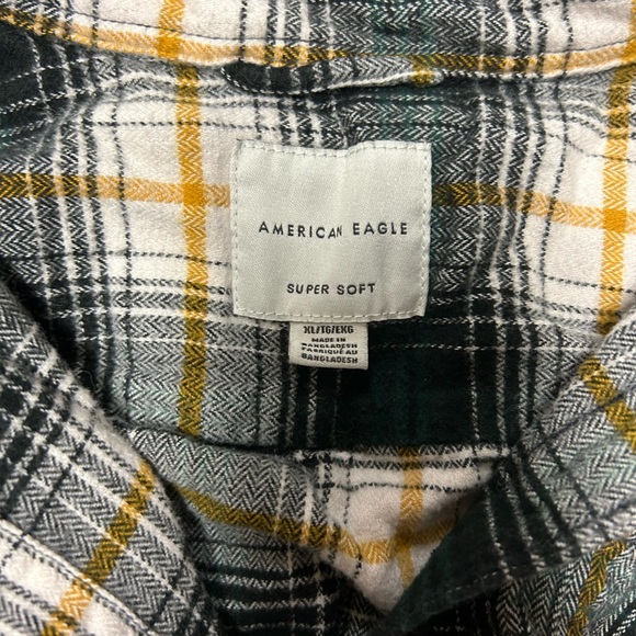American eagle button down - Picture 2 of 2